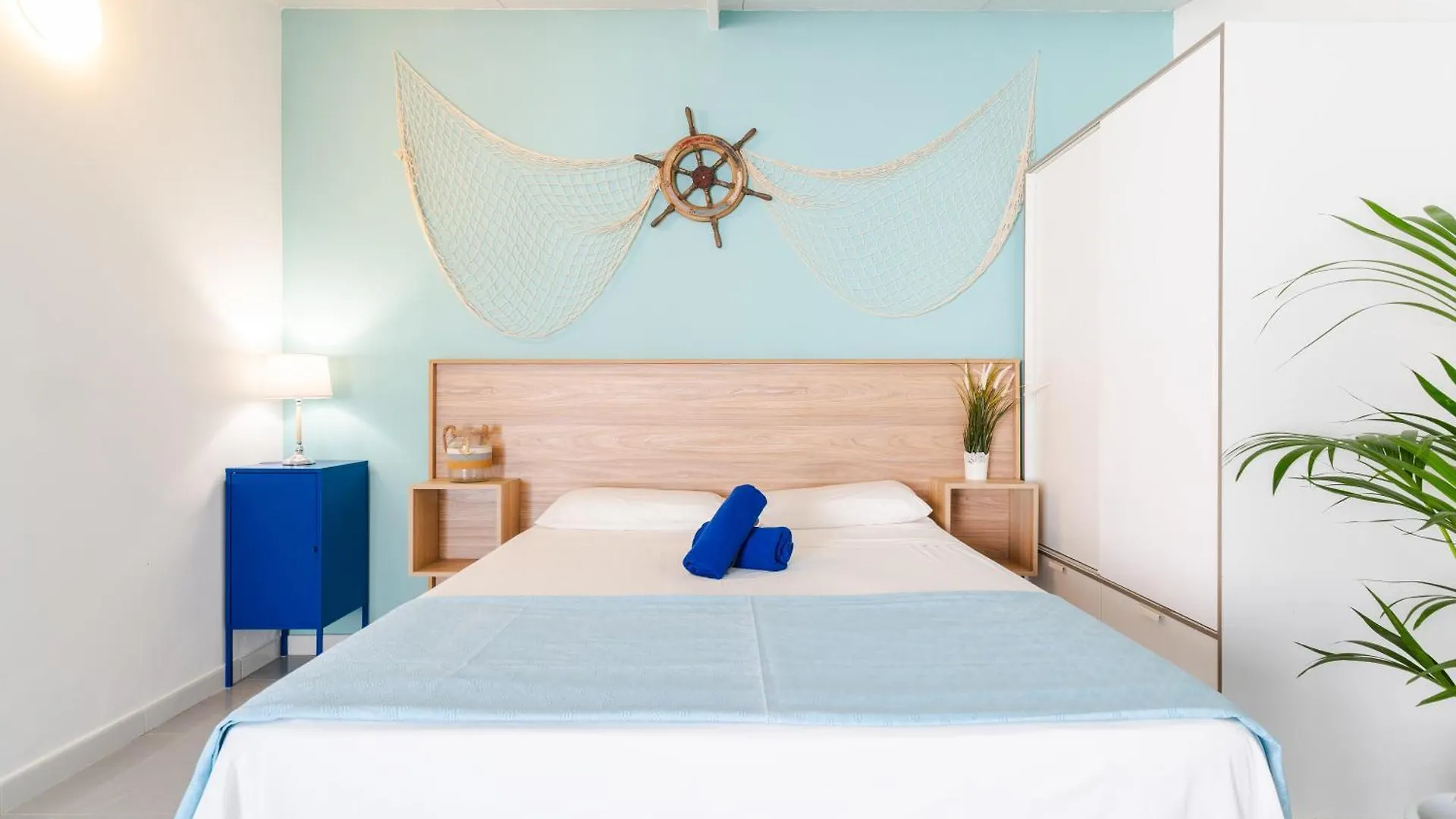 Guest House Villa Neon Tenerife Arona  0*, Arona (Tenerife) España